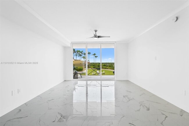 Building Photo - 610 W Las Olas Blvd