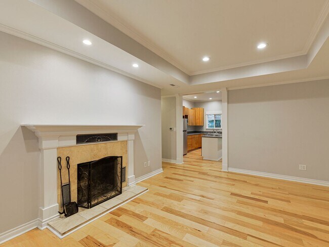 Building Photo - Fully Remodeled - 3 Bed/2 Bath with AC -  South Seattle - Boeing Field