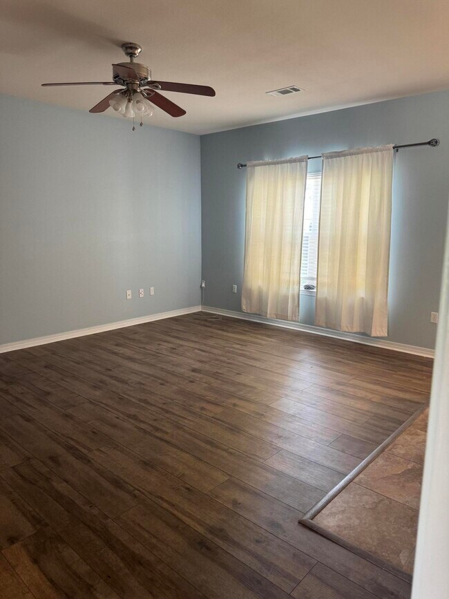 Building Photo - 156 Creve Core Dr
