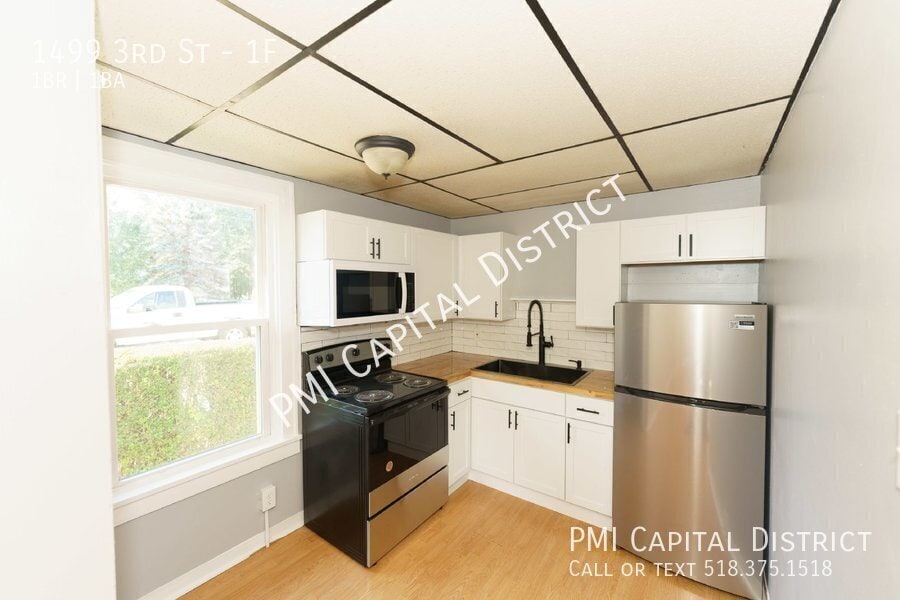 Foto principal - 1499 3rd St