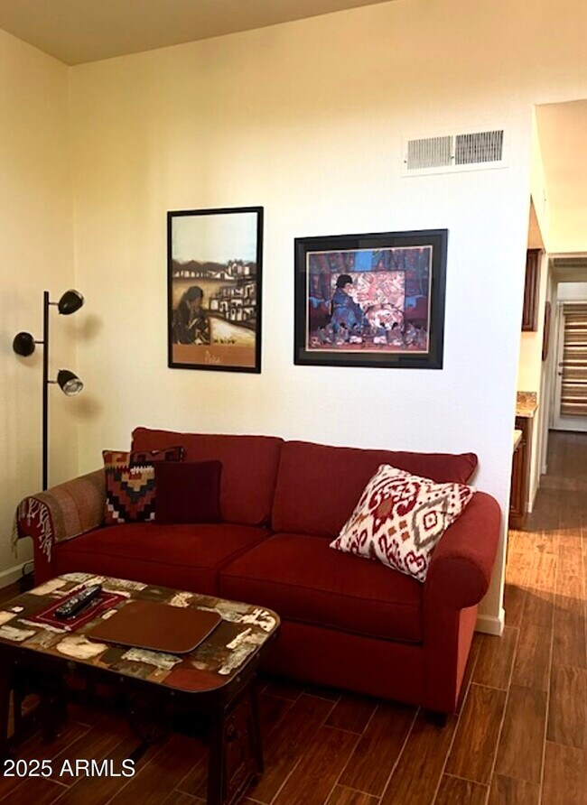 Foto del edificio - 4540 N 44th St