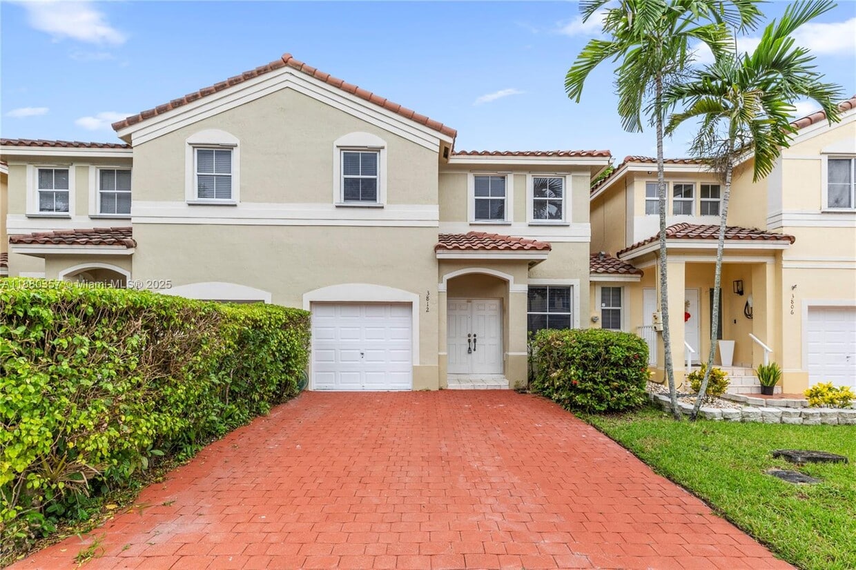 Foto principal - 3812 SW 171st Terrace