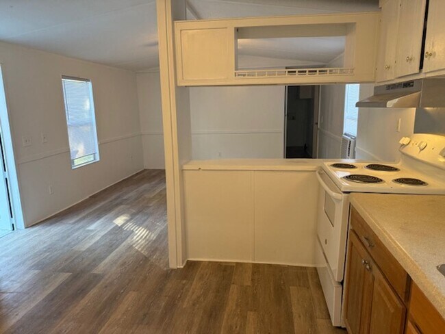 Foto del edificio - 2 Bedroom 1 Bath Mobile Home