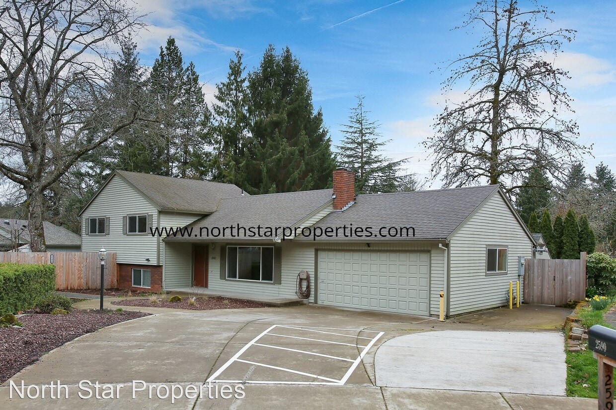 Primary Photo - 4 br, 3 bath House - 2592 Limerick Ln