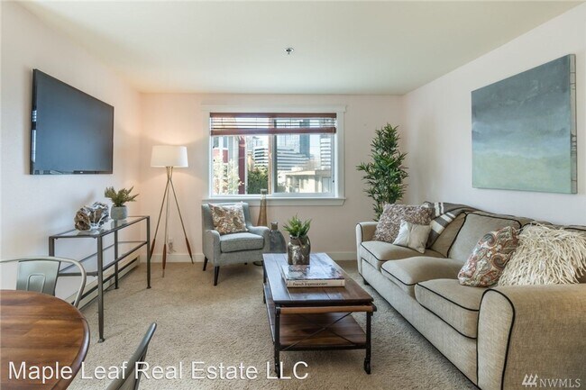Building Photo - 1 br, 1 bath House - 1616 Summit Ave, Unit...