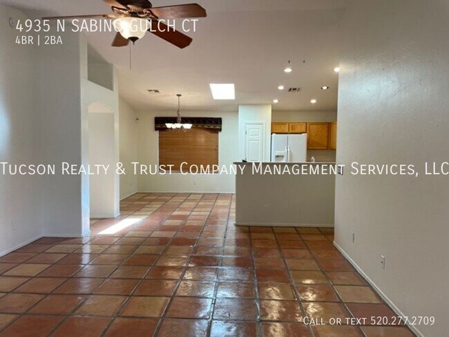 Foto del edificio - 4935 N Sabino Gulch Ct