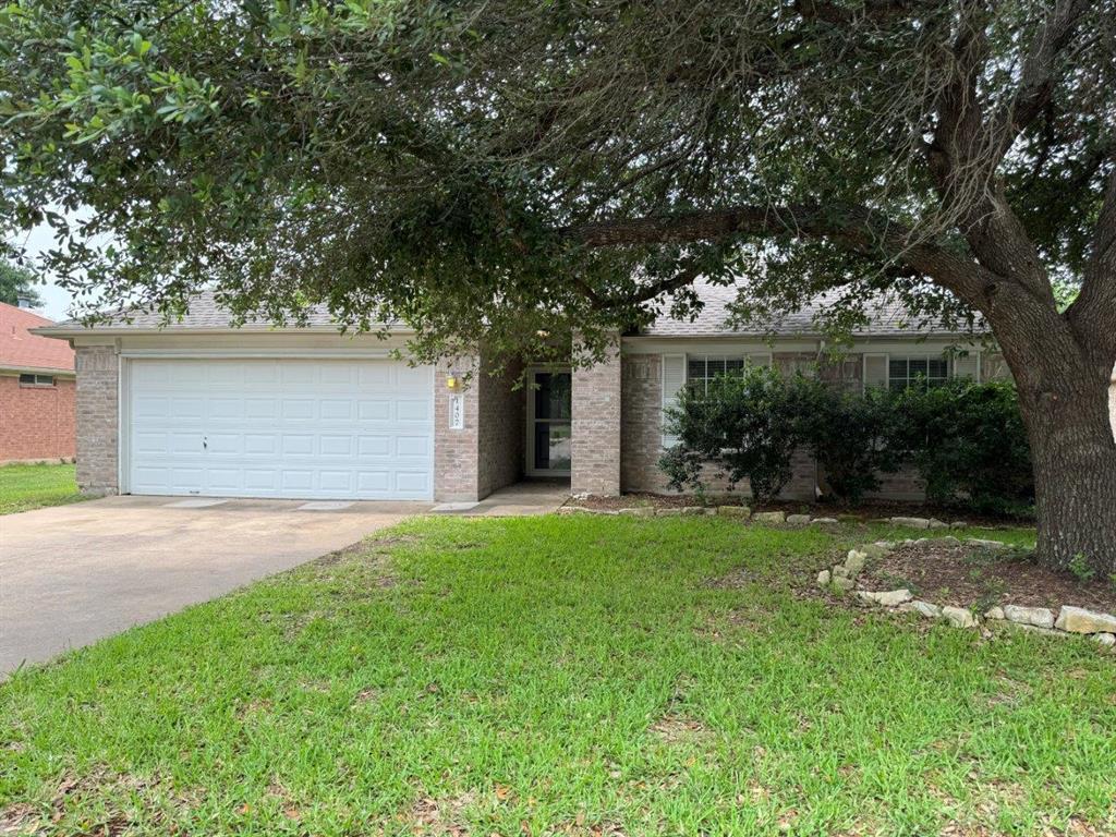 Foto principal - 1407 Ashley Dr