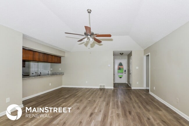 Building Photo - 1247 Grange Way Dr