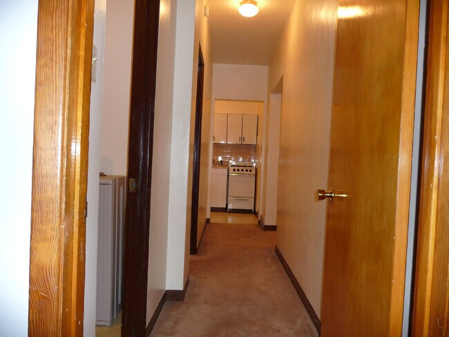 Apartment Hallway - 1203 Ridge Ave