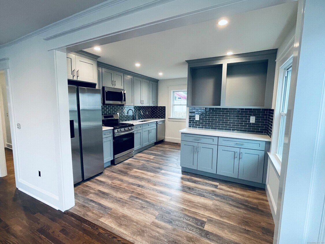 Foto principal - 317 Strawberry Hill Ave