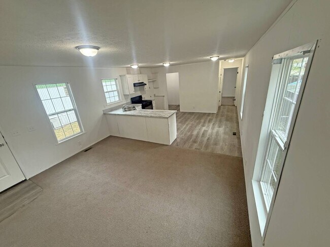 Foto del edificio - 2501 N Apperson Way