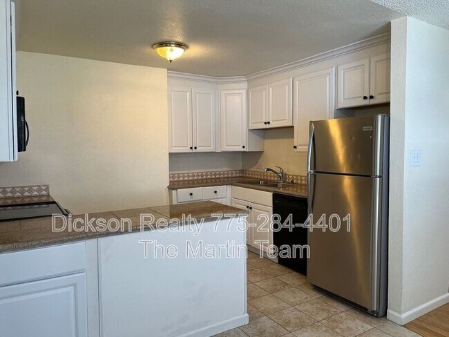 Foto del edificio - 1430 Doric Dr