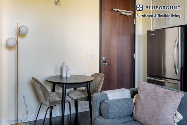 Foto del edificio - 1801 Wedemeyer St