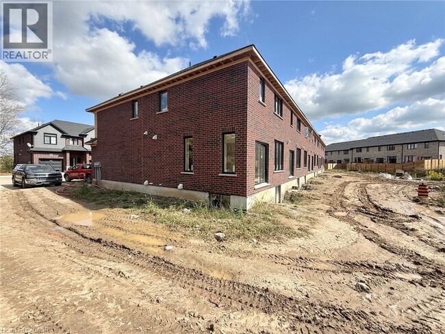 Building Photo - 40 Walker Rd