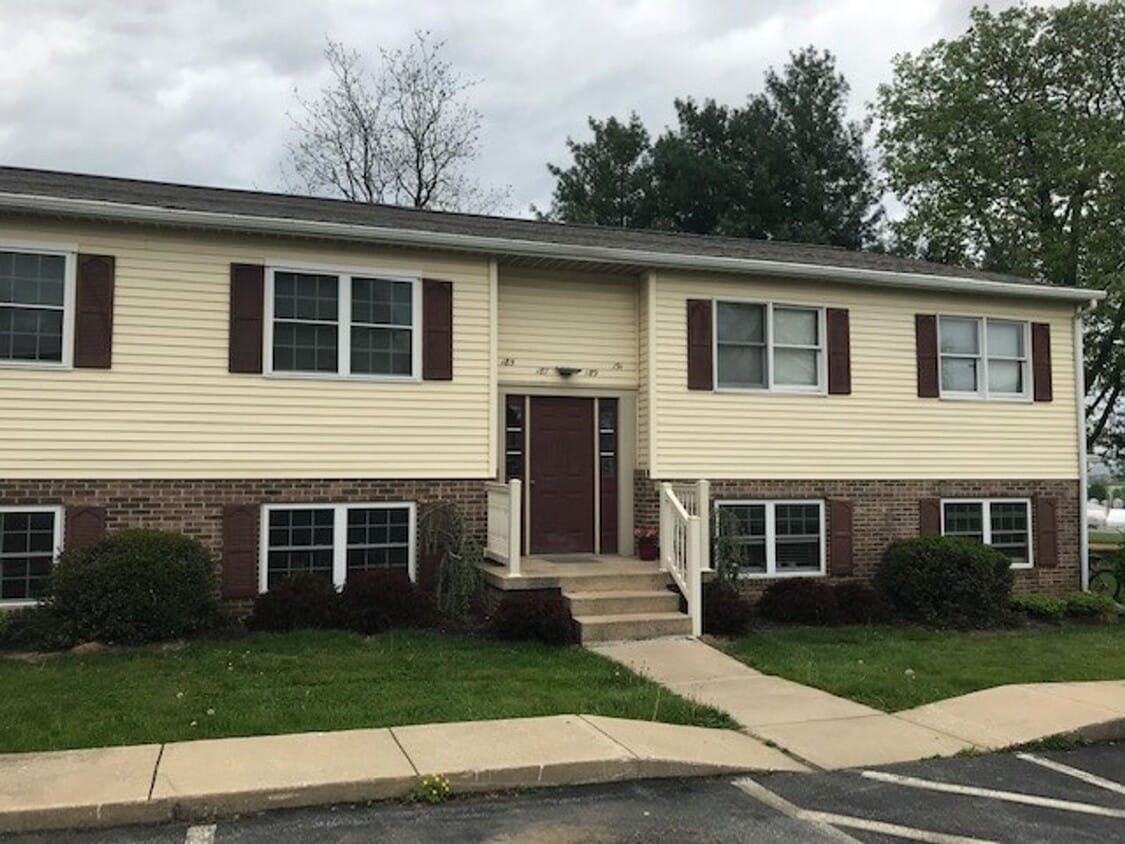 187 Spencer Ave, LeacockLeolaBareville, PA 17540 House Rental in