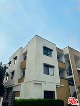 Building Photo - 900 E Lomita Ave