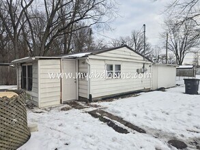 Building Photo - 2203 Rehm Dr