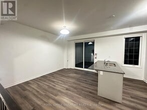 Building Photo - 1259 Lily Cres