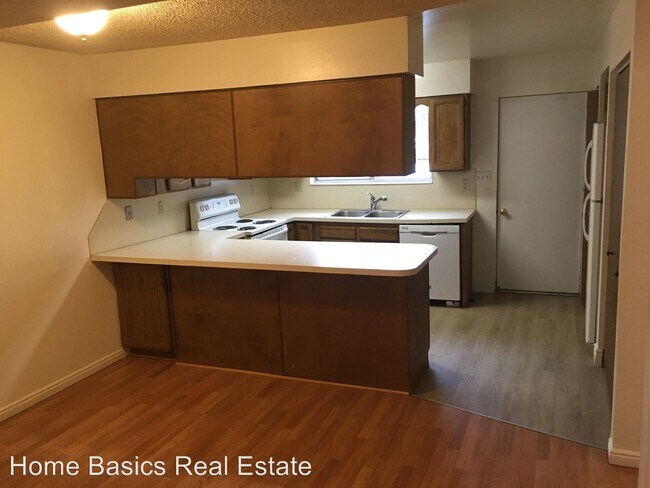 Building Photo - 3 br, 1 bath House - 1078 E 900 S