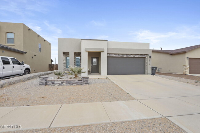 Building Photo - 15129 Imagine Dr