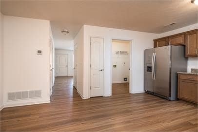 Building Photo - 2211 Crossfield Dr