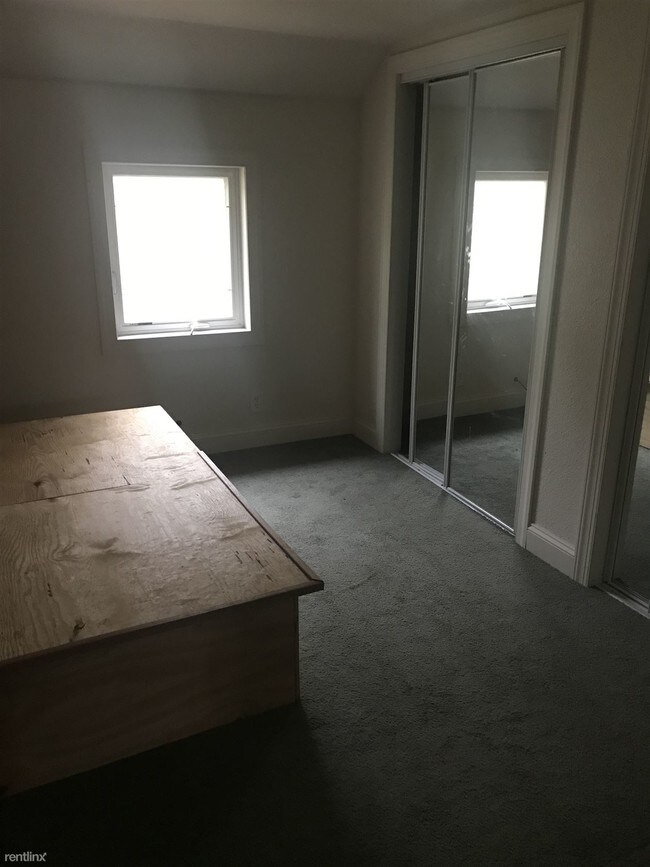 Foto del edificio - 1601 NE Glendale Ave