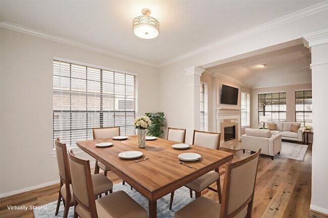 Foto del edificio - 10 Heathstone Pl