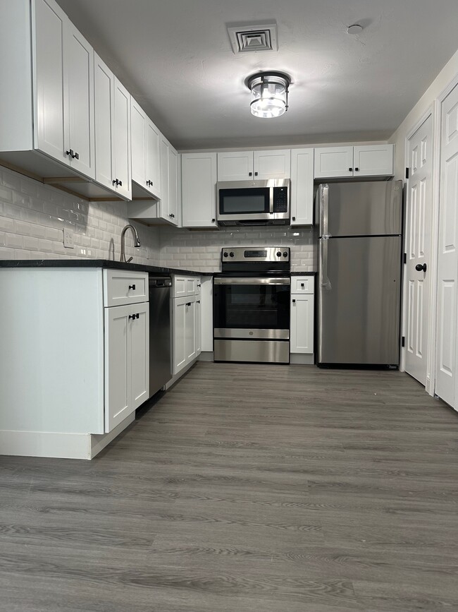 Building Photo - 267 Mill Street LLC