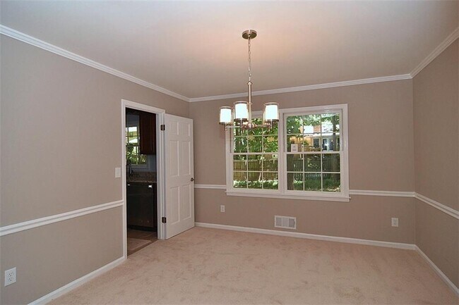 Foto del edificio - 4695 N Peachtree Rd