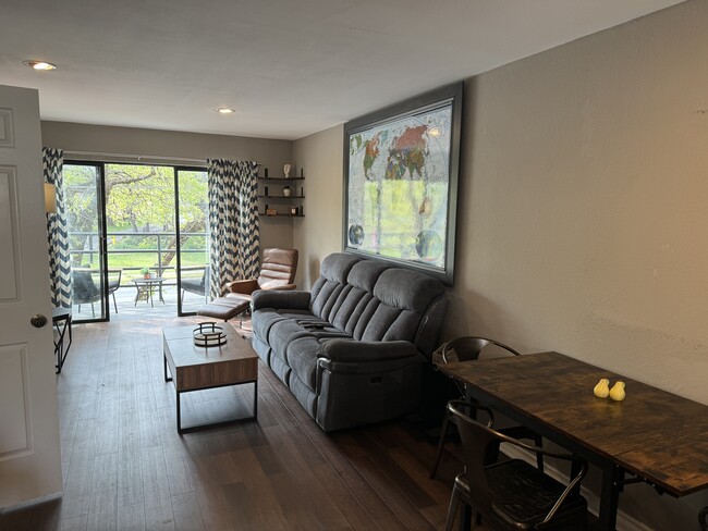 Foto del edificio - 2605 Enfield Rd