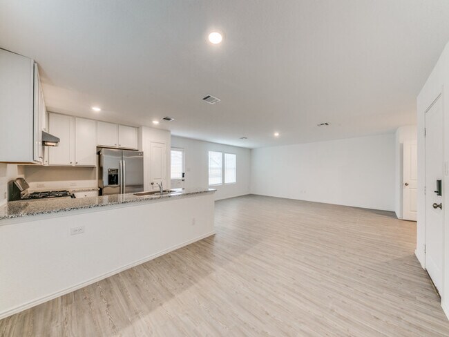 Foto del edificio - Converse, TX - House - $1,795.00 Available...