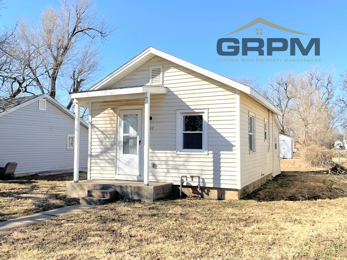 Primary Photo - Studio Style 1 Bed Home
