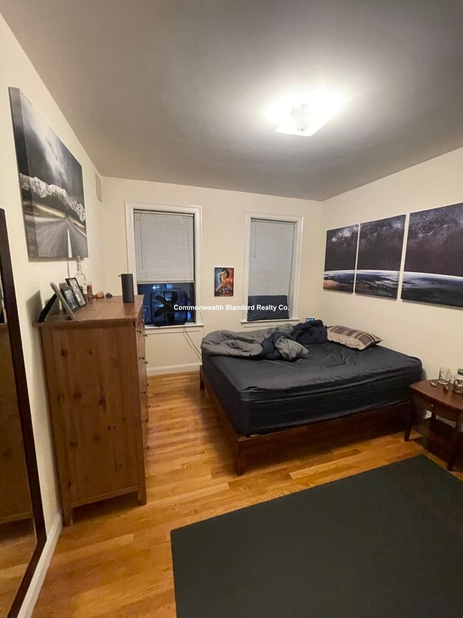 Foto del edificio - 4 Park Vale Ave