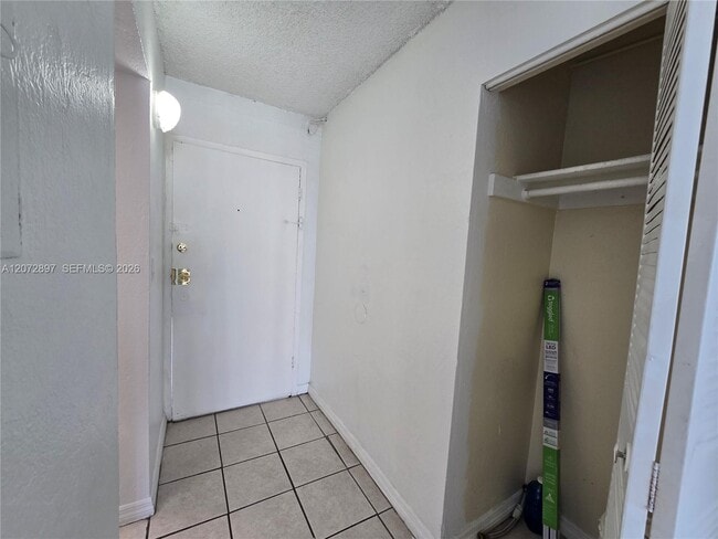 Building Photo - 801 NW 47th Ave