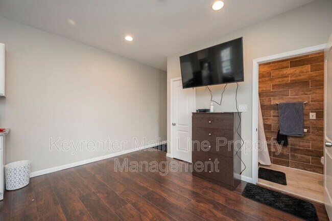 Foto del edificio - 4819 Old York Rd