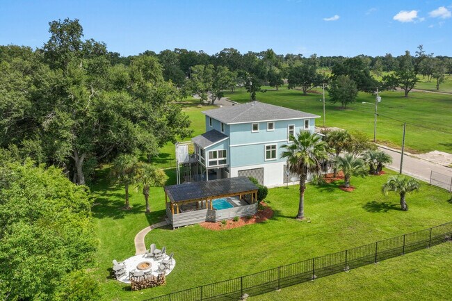 Building Photo - 139 Brady Dr