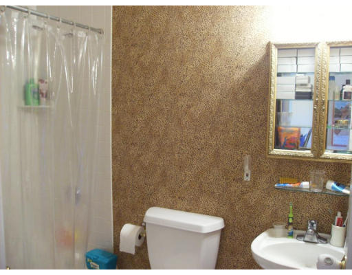 Foto del edificio - 34 Lake Shore Ter