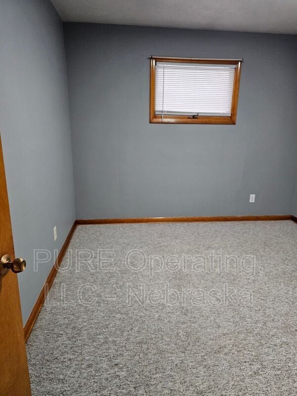 Building Photo - 2205 Lindyview Rd