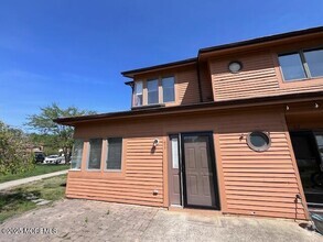 Building Photo - 71 Brandywine Ct
