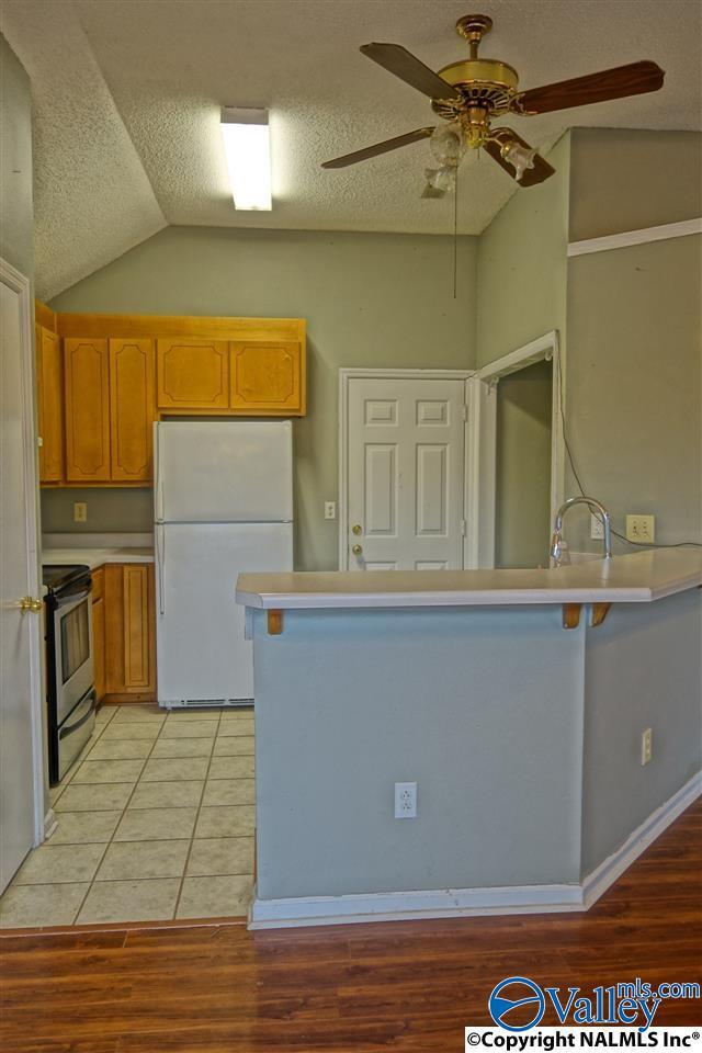Foto del edificio - 106 Yellowwood Ct
