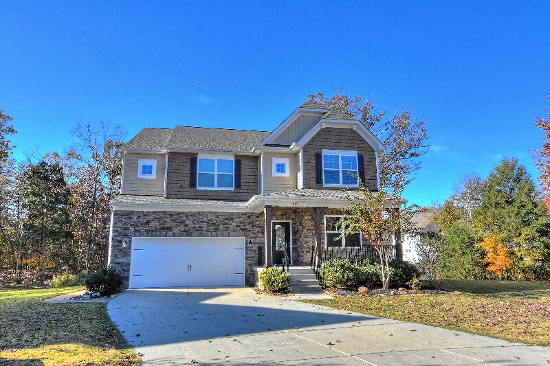 Foto principal - 1135 Wainscott Dr