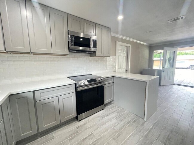 Foto del edificio - 2222 Peppermill Rd