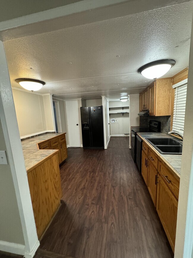 Foto del edificio - 442 N Lanier St