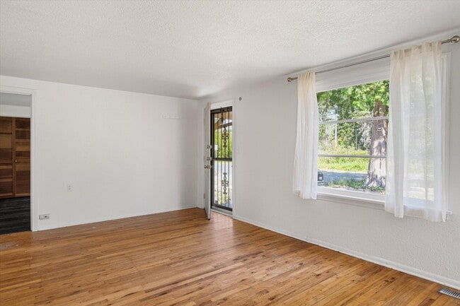 Building Photo - 2232 148th St SW