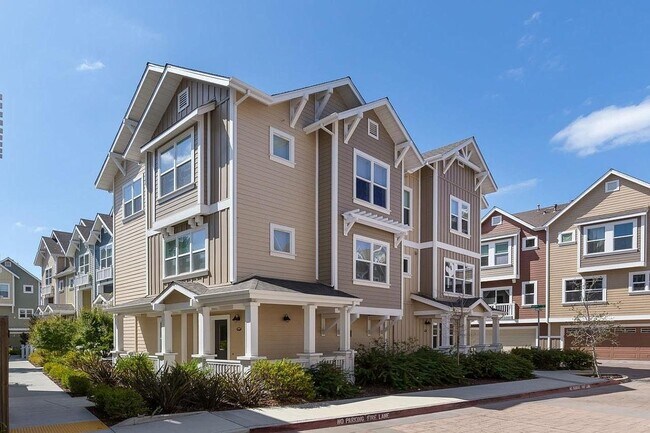 Building Photo - 859 Avery Dr