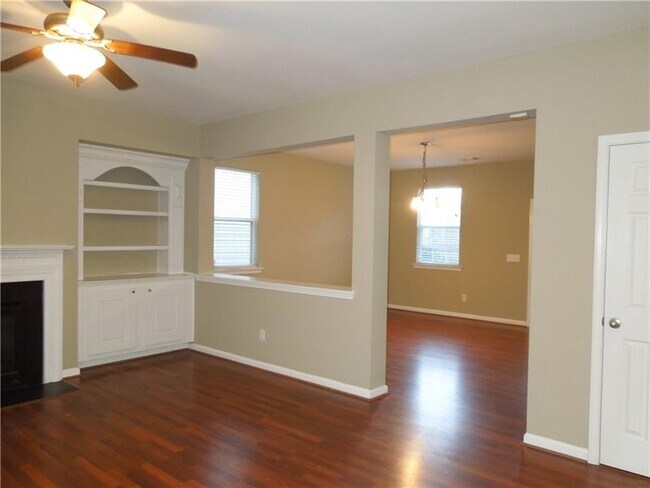 Building Photo - 1103 Lanier Springs Dr NE