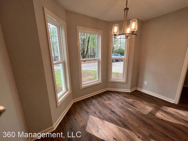 Foto del edificio - 4 br, 2.5 bath House - 2080 S. Evergreen St