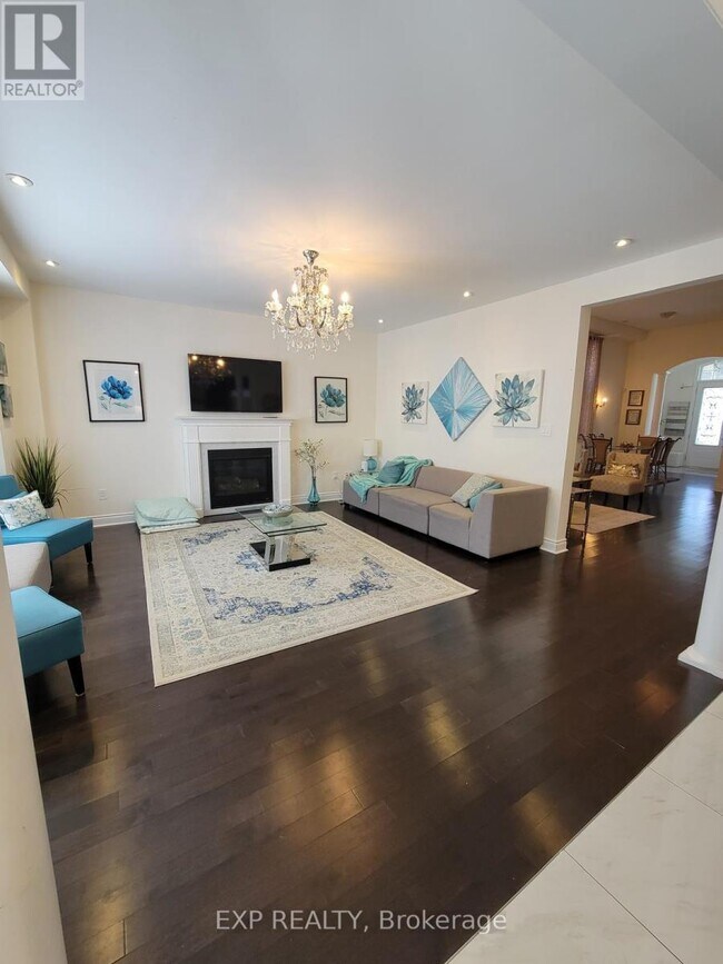 Photo du bâtiment - 46 Black Diamond Cres