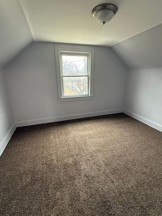 Foto del edificio - 3bd Single Cash Pay/Section 8