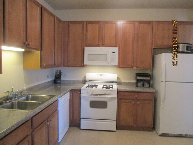 Foto del edificio - 9530 Cook Ave
